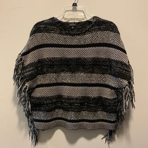 🍀Lucky Brand🍀  Tassle Sweater